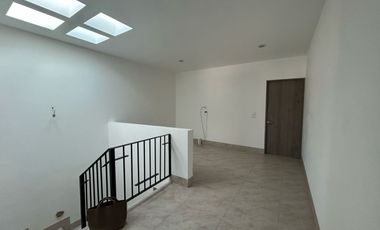 CASA EN RENTA LOMBARDIA, LEON GUANAJUATO
