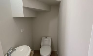 Casa En Renta Fraccionamiento Meseta Querétaro - 3 recamaras y 1.5 baños