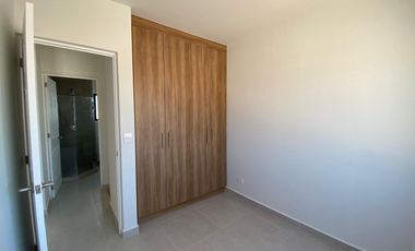 Casa En Renta Fraccionamiento Meseta Querétaro - 3 recamaras y 1.5 baños