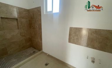 Casa en Venta en Emiliano Zapata en Condominio con Alberca