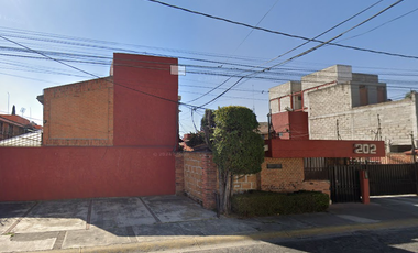 CASA EN REMATE, EN ALBERTO EIESTEN TOLUCA