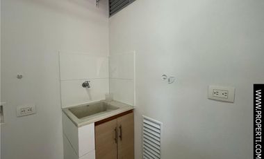 Apartamento en Arriendo Sector Loma de los Benedictinos - Envigado