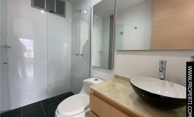 Apartamento en Arriendo Sector Loma de los Benedictinos - Envigado