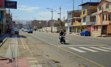 VENTA DE CASA EN URBANIZACION SAN PEDRO  EN TACNA.