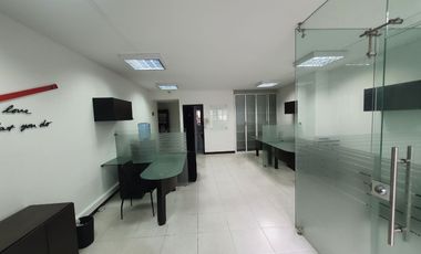 OFICINA AMOBLADA EN ARRIENDO SOTOMAYOR