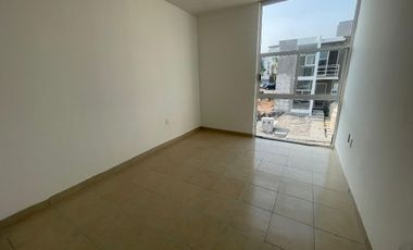 CASA EN VENTA EN EMILIANO ZAPATA CON ALBERCA