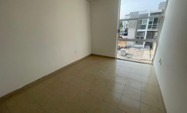CASA EN VENTA EN EMILIANO ZAPATA CON ALBERCA