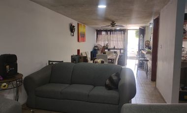 Venta de Excelente Casa con 3 Recamaras 1 Baño en Villas de San José