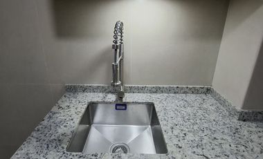 VENDO LINDO DEPARTAMENTO REMODELADO  DE 105 M2 , CERCA A COLEGIOS EN VALLE HERMOSO. SURCO