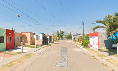 CASA EN NUEVA OCOTEPEQUE, HACIENDA SANTA FE, TLAJOMULCO ZUÑIGA, JALISCO, ¡NO CREDITOS!