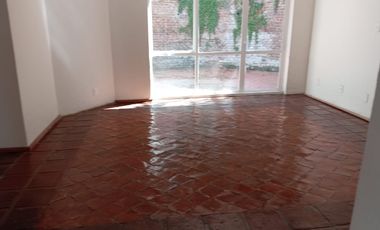 RENTO PRECIOSA Y CONFORTABLE CASA   EN HERMOSO CONJUNTO. LOMAS DE TECAMACHALCO.