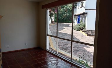 RENTO PRECIOSA Y CONFORTABLE CASA   EN HERMOSO CONJUNTO. LOMAS DE TECAMACHALCO.