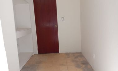 RENTO PRECIOSA Y CONFORTABLE CASA   EN HERMOSO CONJUNTO. LOMAS DE TECAMACHALCO.
