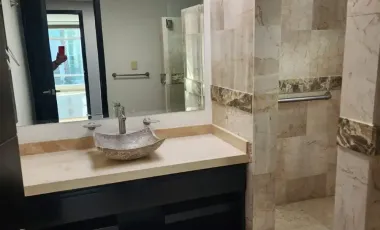 Casa en Renta en Lomas de Angelopolis II, Excelente Ubicación, Opción Premium , Cluster con Alberca, Gym y Salón para eventos