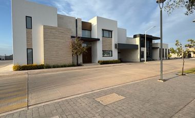 TERRENO EN VENTA FRACC LOS NOGALES CALLE 5 DE FEBRERO Y BORDO NUEVO CD OBREGON SONORA