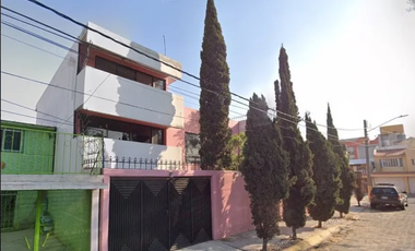 REMATO CASA EN BOSQUES DE ARAGON NEZAHUALCOYOTL EDO DE MEXICO