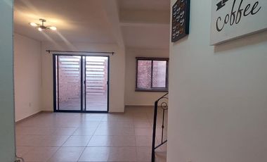 RENTO CASA SIN AMUEBLAR EN  ZIRÁNDARO, SAN MIGUEL DE ALLENDE