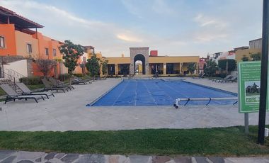 RENTO CASA SIN AMUEBLAR EN  ZIRÁNDARO, SAN MIGUEL DE ALLENDE