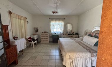 CASA EN QUINTA VELARDE, GUADALAJARA, A UNAS CUADRAS DE FORUM