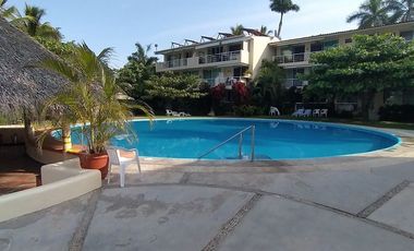 D226 Venta departamento en Real de Palmas Ixtapa 2 recamaras vista a campo de golf