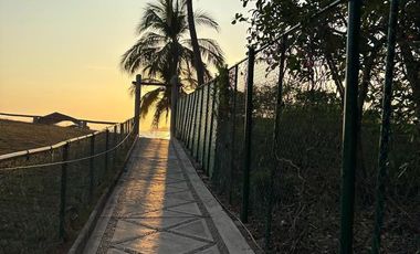 D226 Venta departamento en Real de Palmas Ixtapa 2 recamaras vista a campo de golf