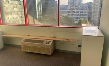Venta de Oficina excelente ubicacion en Providencia / Metro Los Leones