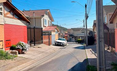 CASA 3D3B OPORTUNIDAD CONDOMINIO ALTOS DEL PARQUE MELIPILLA