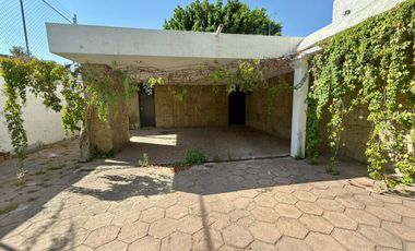 RESIDENCIA SUPER UBICADA A PRECIO DE TERRENO