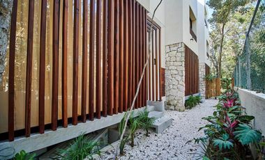 CASA CON JARDIN Y ALBERCA EN VENTA EN TULUM