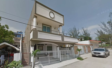 CASA EN VENTA EN POZA RICA DE HIDALGO, VERACRUZ, ADJUDICADA!!!