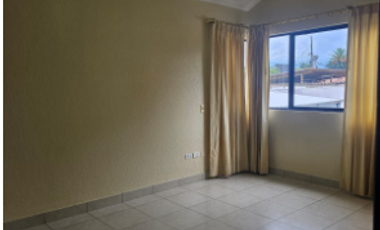 EN RENTA CASA DENTRO DE CONJUNTO FAMILIAR DE 3 CASA – SECTOR MIRASIERRA - VALLE DE LOS CHILLOS