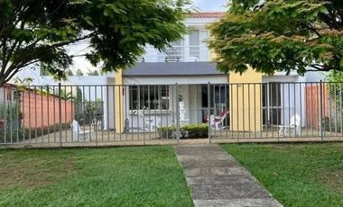 VENDO CASA CEIBAS DEL CASTILLO  DE DOS NIVELES Cali Jamundí