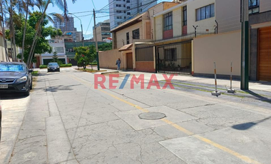 Venta De Casa Como Terreno En Magdalena Del Mar