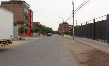 VENTA DE TERRENO DE 105 M2 EN COMAS