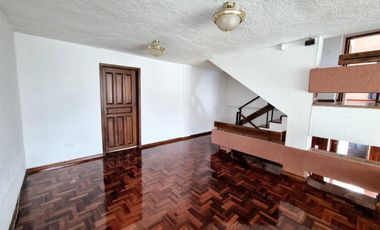 QUITO, sector Colegio Einstein, vendo propiedad de 533m2 de terreno y 397m2 de construcción