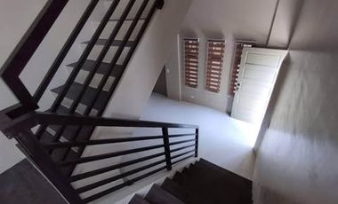 3 Storey 3 Bedroom with 2 Car Garage and Roof Deck For Rent at Harrison Embassy MOA Pasay