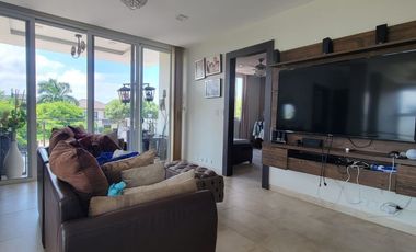 En venta lujosa y moderna casa en Isla Mocoli