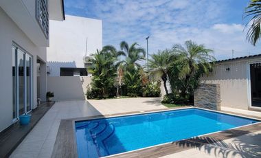 En venta lujosa y moderna casa en Isla Mocoli