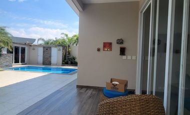 En venta lujosa y moderna casa en Isla Mocoli