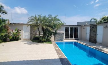 En venta lujosa y moderna casa en Isla Mocoli