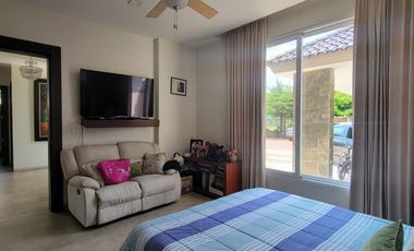 En venta lujosa y moderna casa en Isla Mocoli