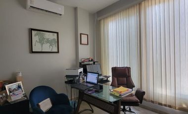 En venta lujosa y moderna casa en Isla Mocoli