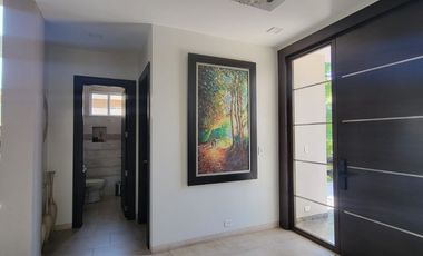 En venta lujosa y moderna casa en Isla Mocoli