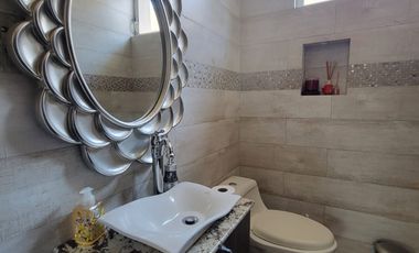 En venta lujosa y moderna casa en Isla Mocoli