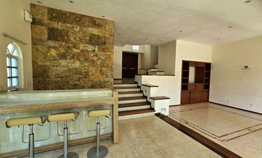 LAS CAÑADAS HERMOSA CASA EN VENTA A CAMPO DE GOLF CON ALBERCA Y LA MEJOR VISTA