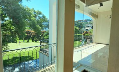 LAS CAÑADAS HERMOSA CASA EN VENTA A CAMPO DE GOLF CON ALBERCA Y LA MEJOR VISTA