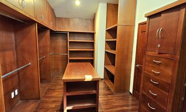 LAS CAÑADAS HERMOSA CASA EN VENTA A CAMPO DE GOLF CON ALBERCA Y LA MEJOR VISTA