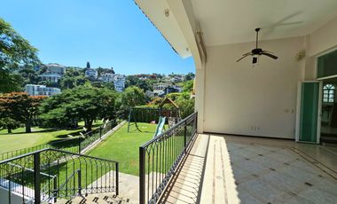 LAS CAÑADAS HERMOSA CASA EN VENTA A CAMPO DE GOLF CON ALBERCA Y LA MEJOR VISTA