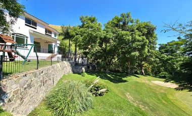 LAS CAÑADAS HERMOSA CASA EN VENTA A CAMPO DE GOLF CON ALBERCA Y LA MEJOR VISTA