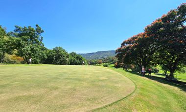LAS CAÑADAS HERMOSA CASA EN VENTA A CAMPO DE GOLF CON ALBERCA Y LA MEJOR VISTA